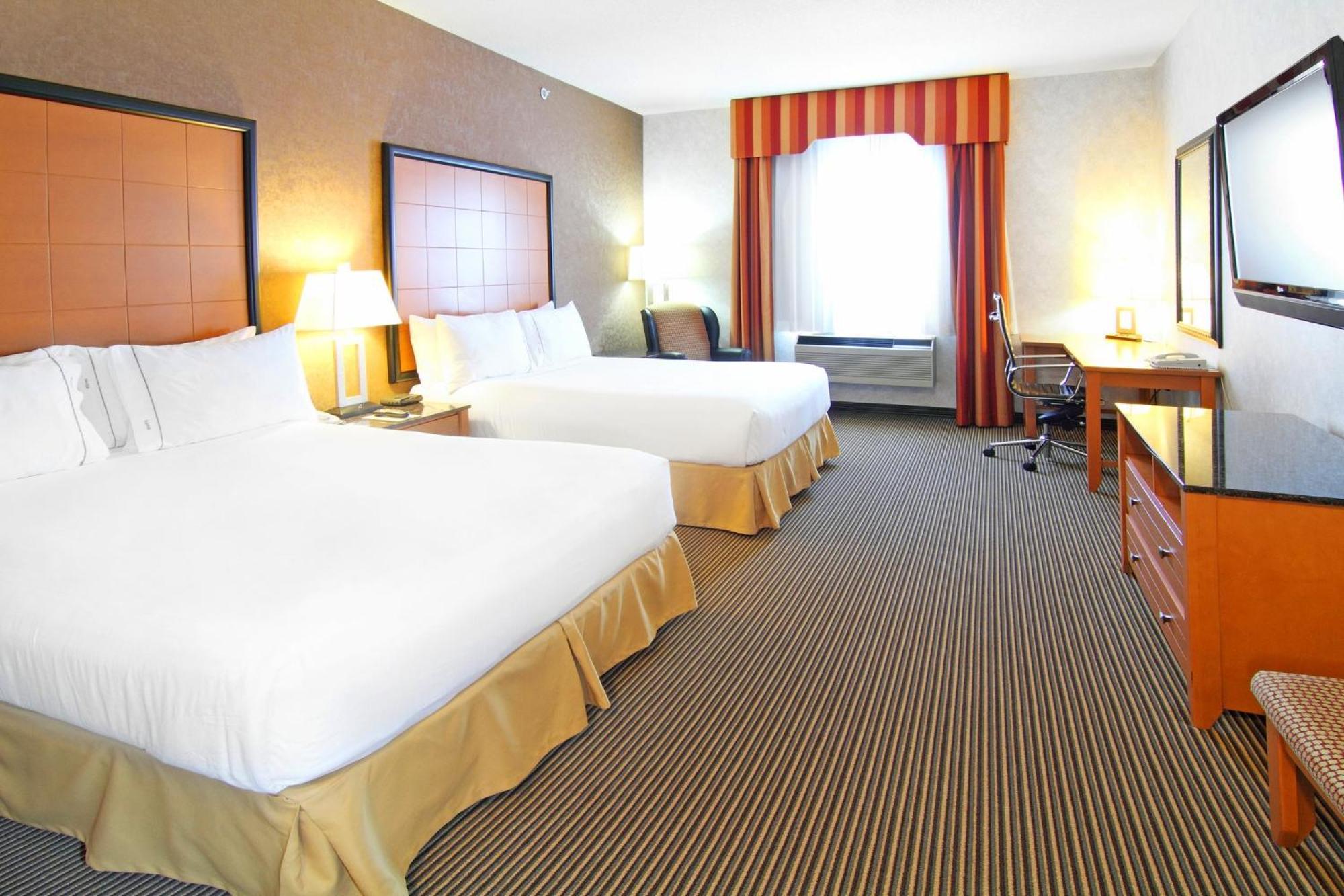 Holiday Inn Express Calgary South By Ihg Dış mekan fotoğraf